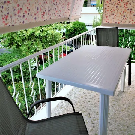 Zefyros Super Cool Apartments Next To Alimos Riviera Athens Exterior photo